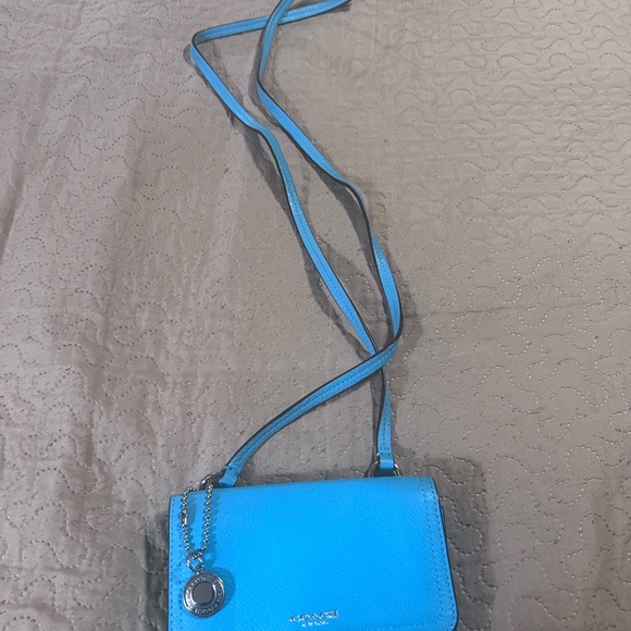Coach Blue Crossbody Bag with Structured Design - Picture 5 of 14
